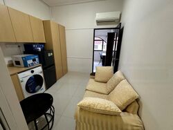 Sin Ming Road (D20), Terrace #472134071
